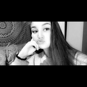 Meet your Posher, Katrina